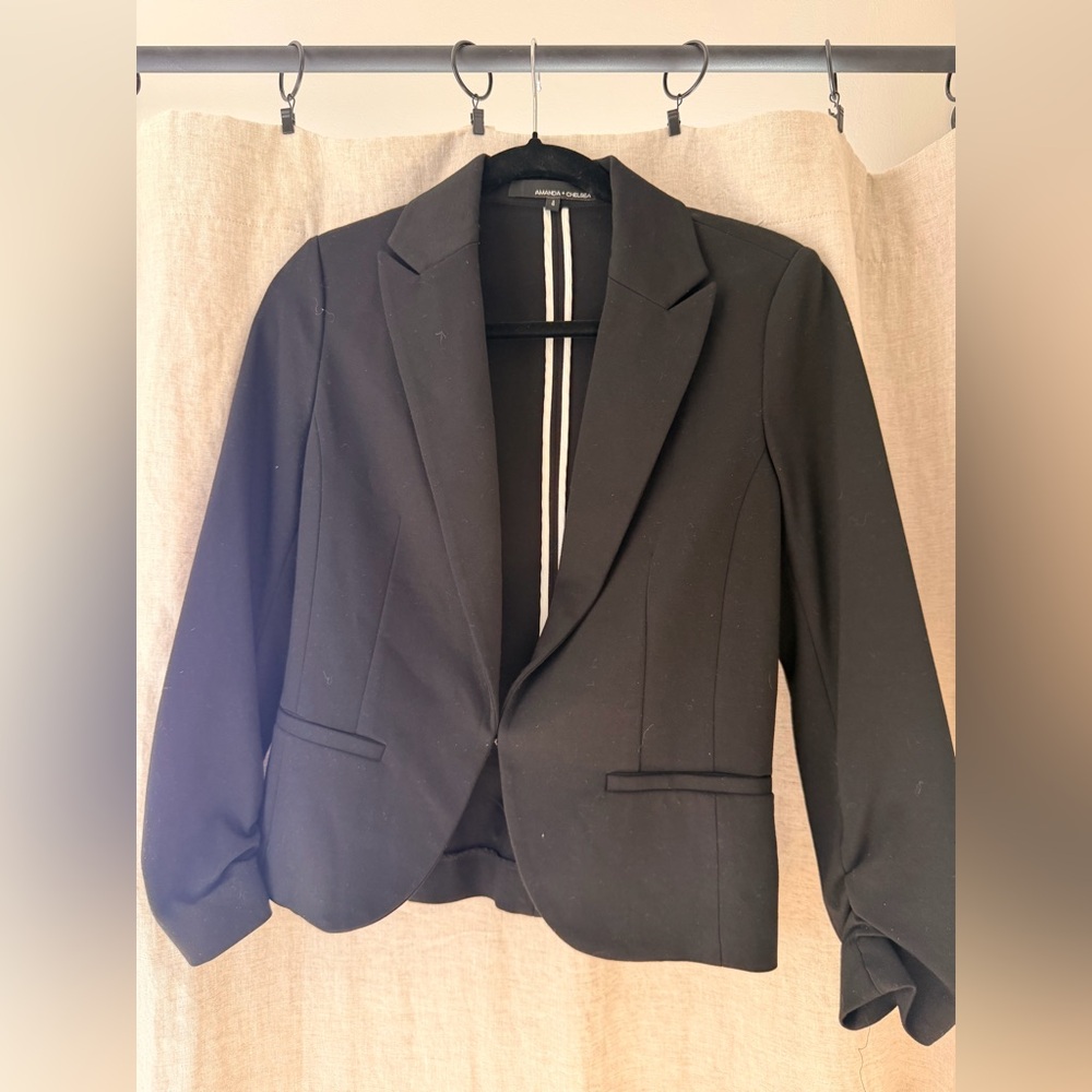 Amanda & Chelsea Women's Black Blazer